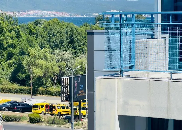 какао с басейн плаж Appartement Slantchev Briag